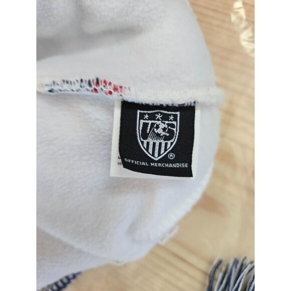 USA Soccer Beanie Hat With Pom & Tassels  Official US Merchandise - Picture 6 of 8